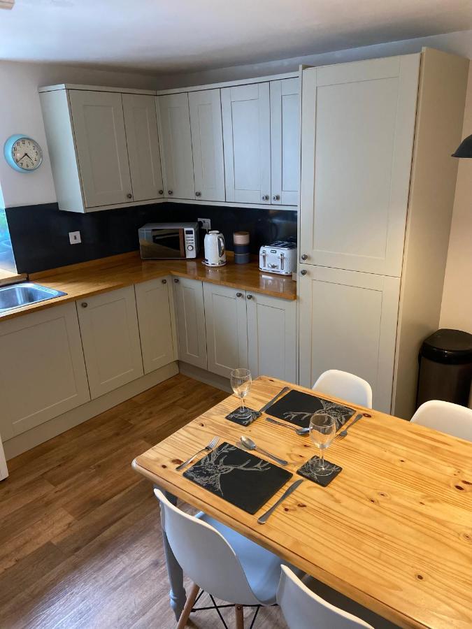 Lower Flat Hillhouse Портри Экстерьер фото